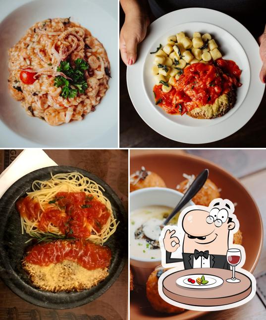 Parmesão de frango em Aguzzo Cucina Italiana - Jardins