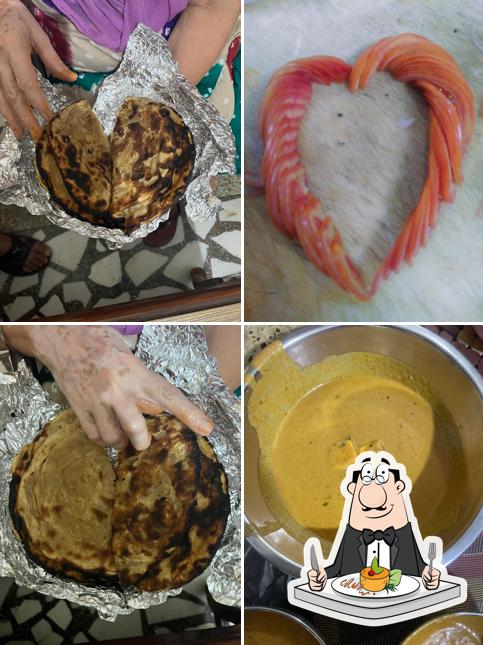 Food at Delhi Food Plaza