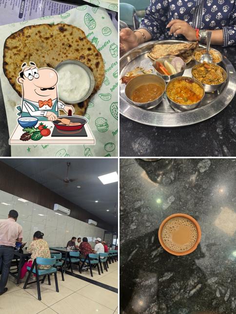 Chicken curry at Guru Nanak dhaba -best restaurant in haridwar