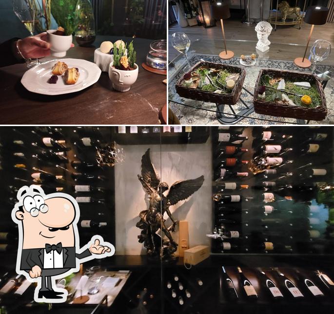 Dai un'occhiata agli interni di Torero Restaurant
