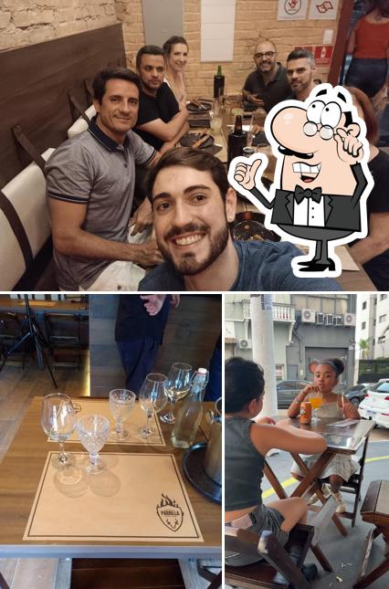 O interior do Esquina Da Parrilla