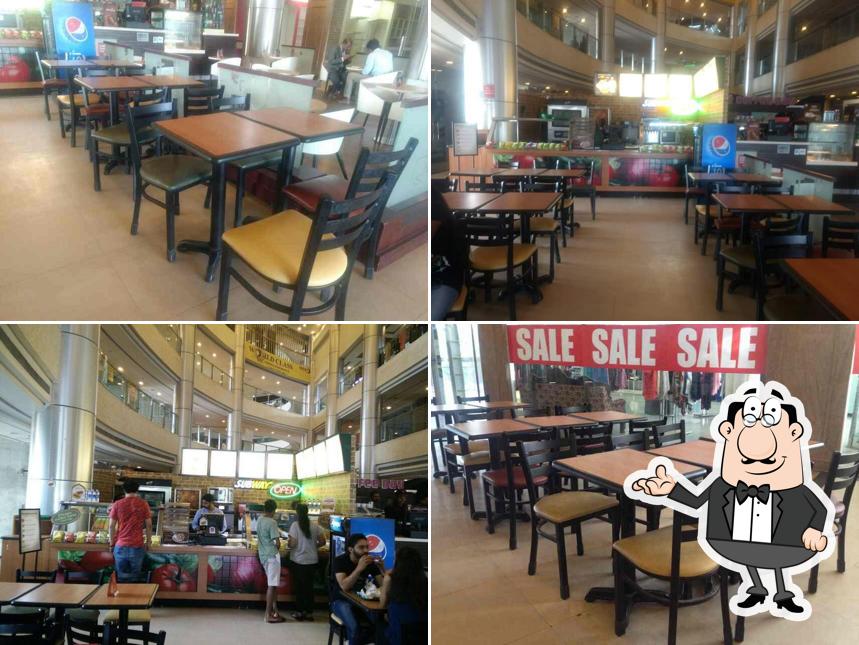 Check out how Subway Element Mall Jaipur looks inside