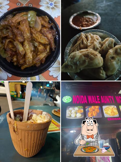 Chicken wings at Sector 18 Aunty Momos SINCE 1988