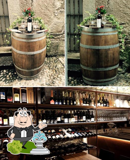 Dai un’occhiata alla foto che mostra la esterno e cibo di Angolo DiVino Enoteca Wine Bar