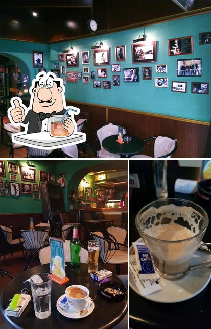 Upitnik si caratterizza per la bevanda e cibo