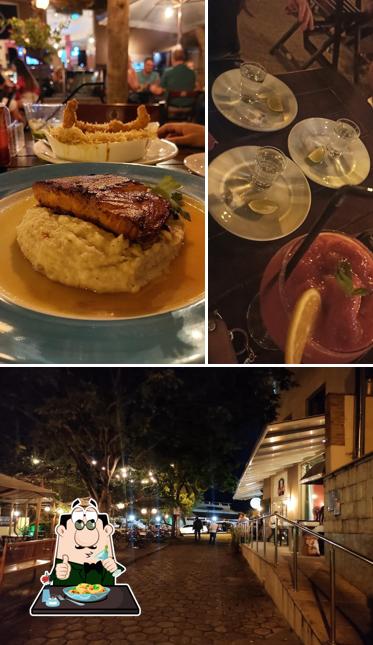 Dê uma olhada a ilustração apresentando comida e exterior no Don Bar e Restaurante
