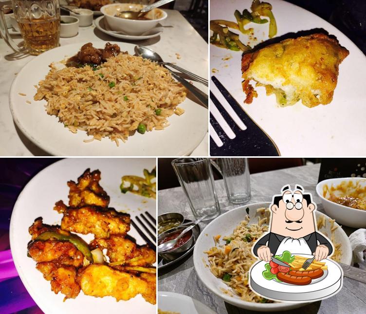 Meals at Hot Wok Village