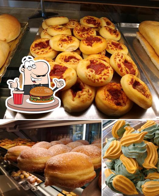 Prenditi un hamburger a Pasticceria Bosi Andrea
