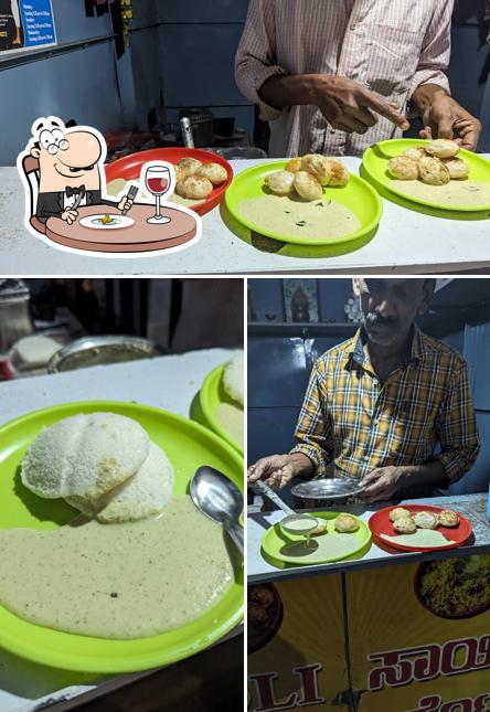 Food at Sai Idli centre