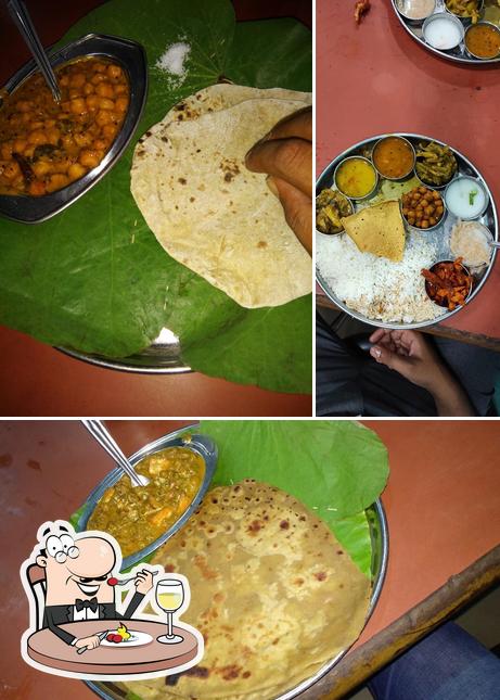 Food at Somnath Hotel