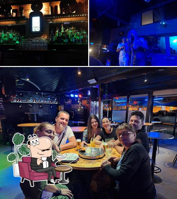 Gli interni di American Bar