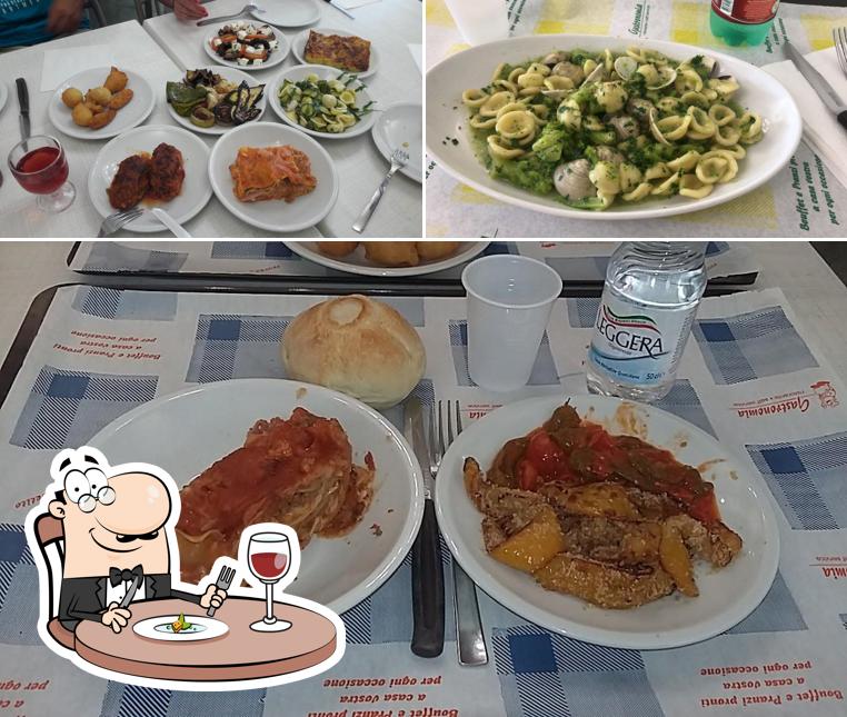 Cibo al Ristorante Gastronomia Indino