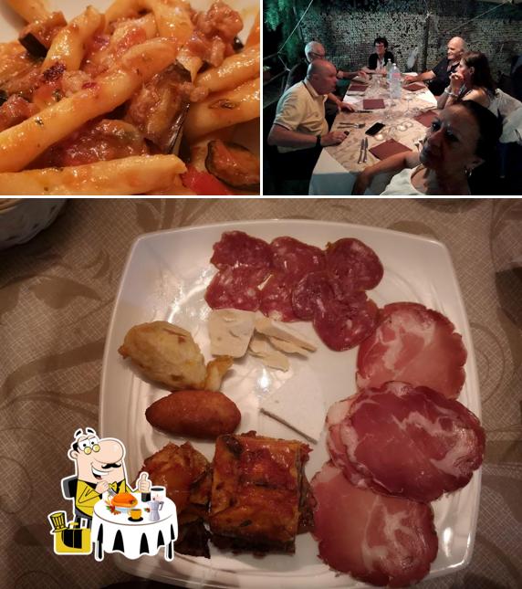 Tra le varie cose da B&B Pascale si possono trovare la cibo e interni