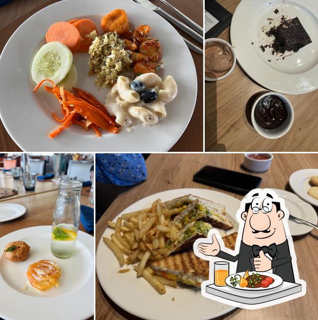Meals at Cafe