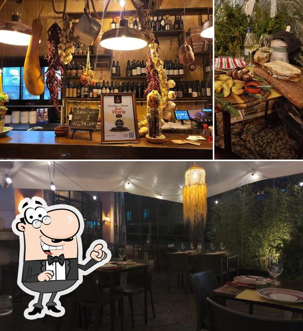 Dai un'occhiata agli interni di La vineria senza cucina Portici