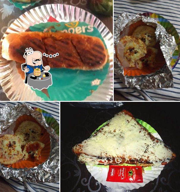 Food at 1 side fast food