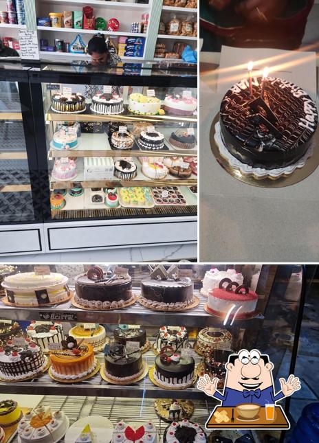 Food at Kanha Cakes and Cookies