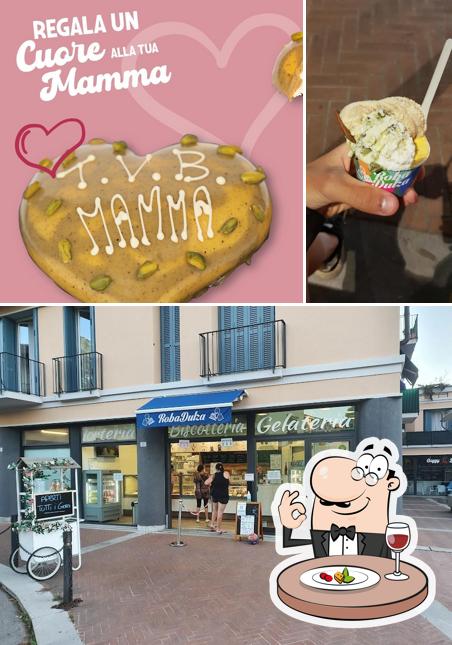 La foto di cibo e esterno da Gelateria Robadulza