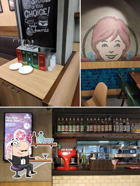 The interior of Wendy's