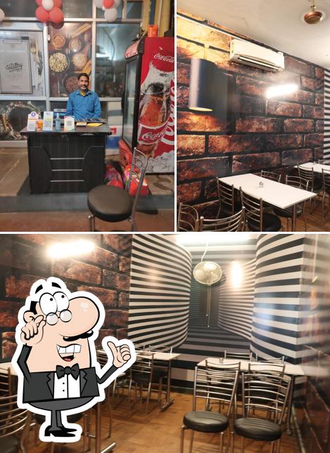 The interior of One 2 One Punjabi Restaurant- Non Veg Restaurants in Rishikesh, Family Restaurants in Rishikesh, Veg Restaurants in Rishikesh