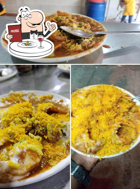 Food at Karnataka Bhel House