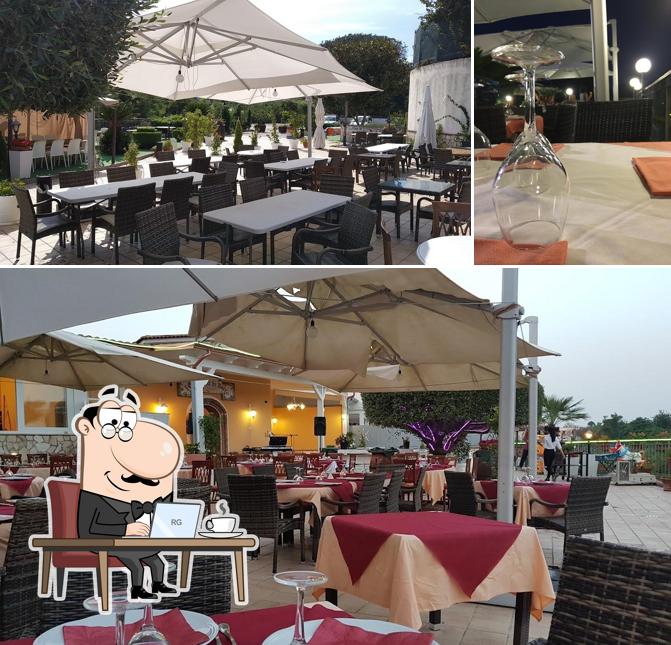 Dai un'occhiata agli interni di I giardini di Bacco di Zi' Totonno