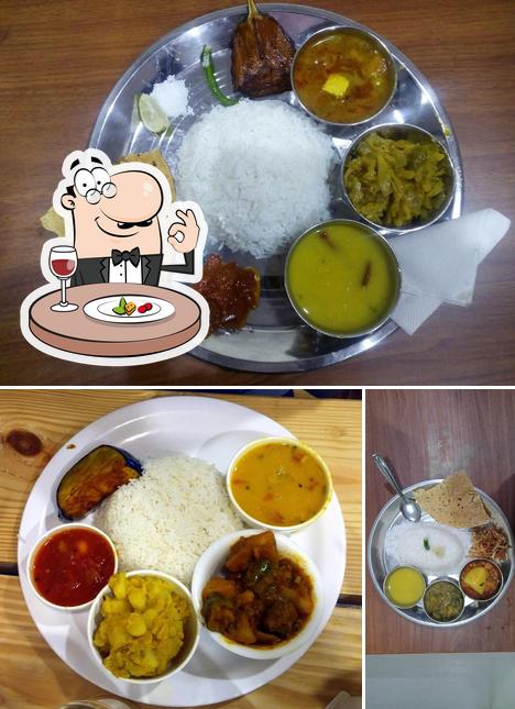 Food at Khawa Dawa (Dada Boudir Hotel)