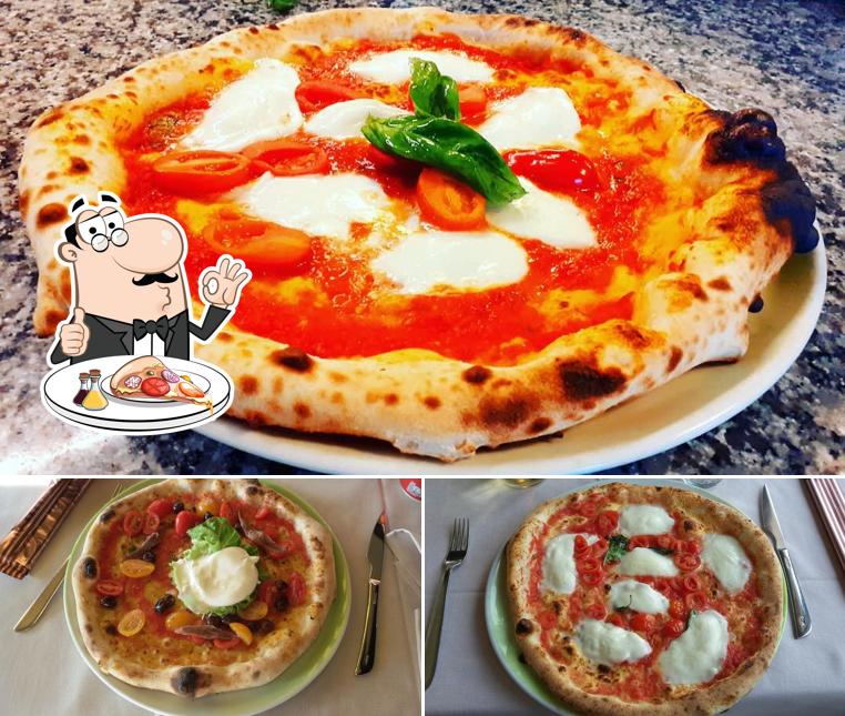 Ordina una pizza a Ristorante Pizzeria Leon D'oro