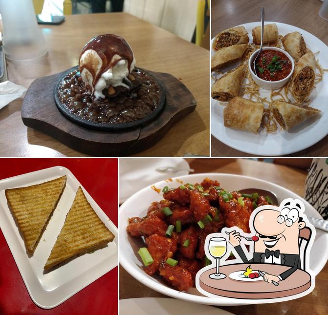 Meals at Checkers Restaurant SJTI