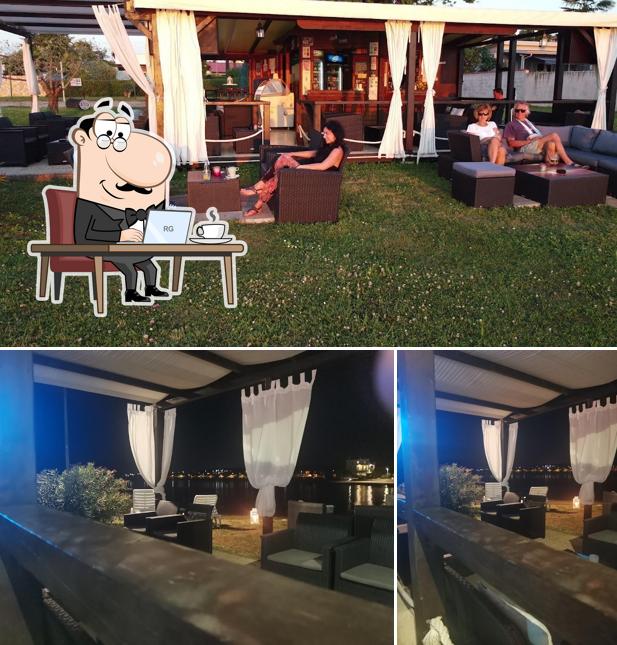 Beach Bar Dajla