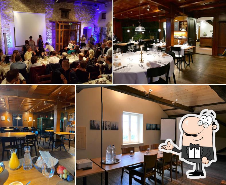 Dai un'occhiata agli interni di Gasthaus Schlosshalde