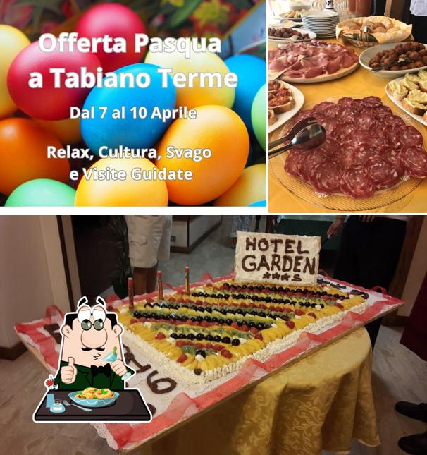 Cibo al Hotel Garden con Piscina - Bike Hotel - Ristorante tipico - Terme di Tabiano