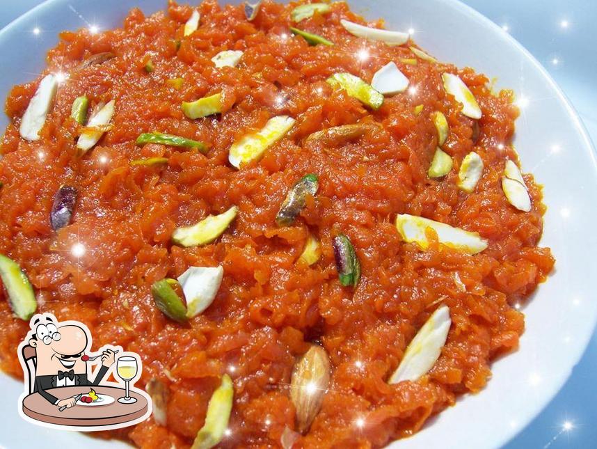 Food at Madhukunj Sweets