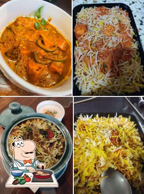 Chicken curry at Bikkgane Biryani