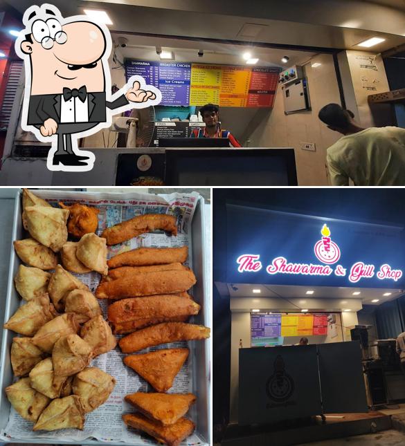 The image of STREET CAFE’s interior and food