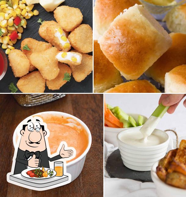 Meals at GOLI VADA PAV NO-1