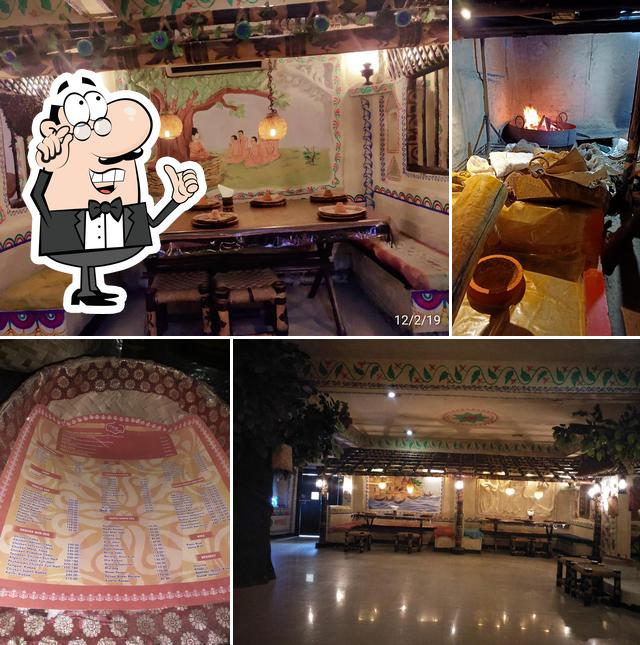 The interior of Baati Chokha