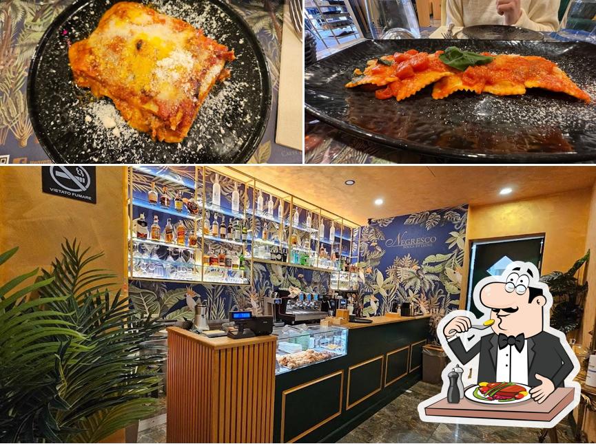 La cibo e esterno del ristorante