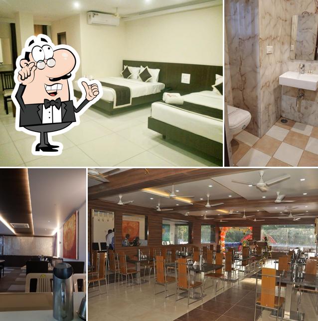 The interior of Hotel Nainarr