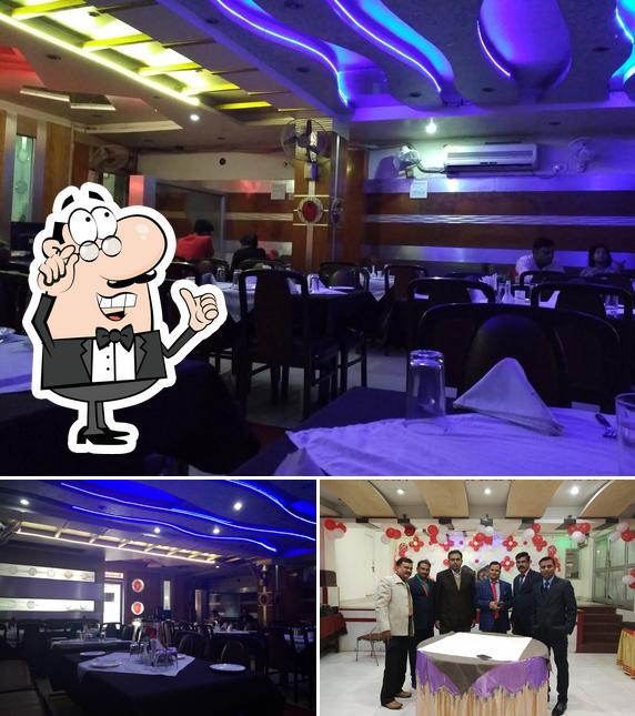 Check out how RED TOMATO RESTAURANT looks inside