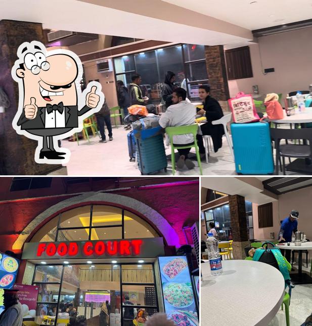 Look at this picture of Food Court New Complex Howrah