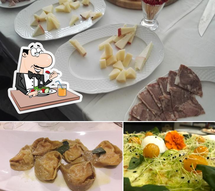 Platti al Ristorante Hotel Taverna Napoleone
