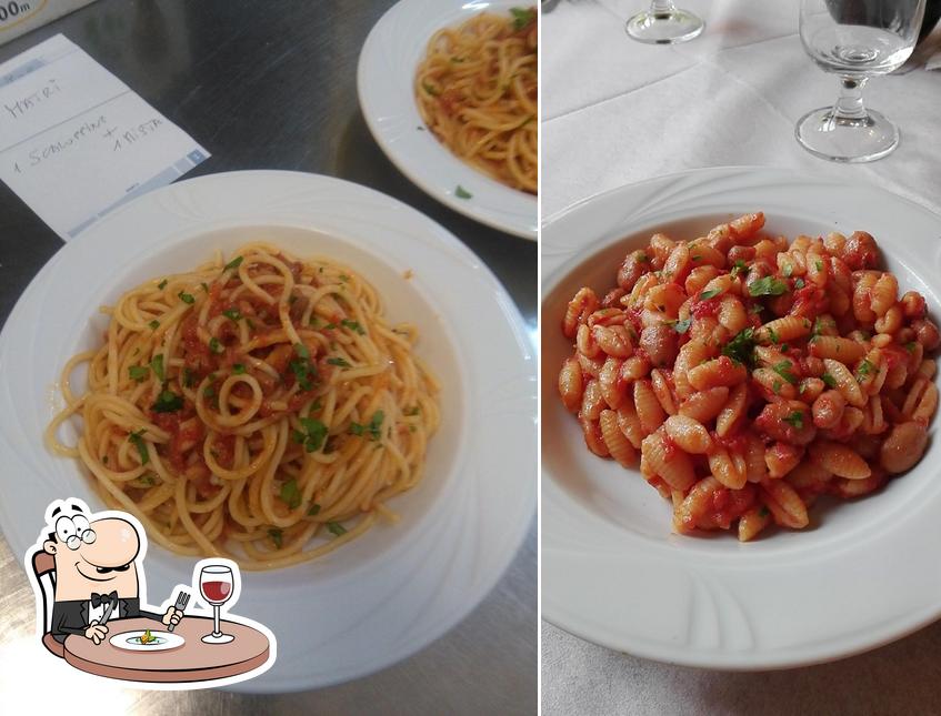 Cibo al Bar Ristorante La Rocca