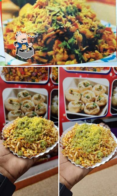 Food at Bangar Pete chats center