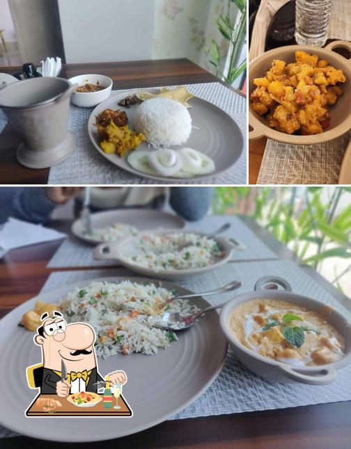 Food at FOOD COSMOS