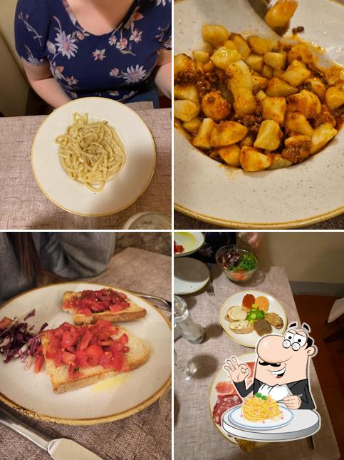 Spaghetti alla carbonara al Ristorante La Buca Delle Fate