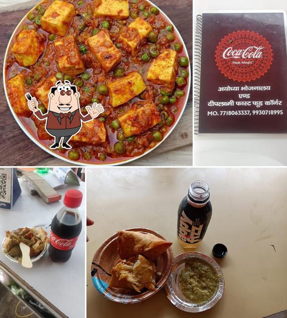 Food at Ayodhya Bhojnalya