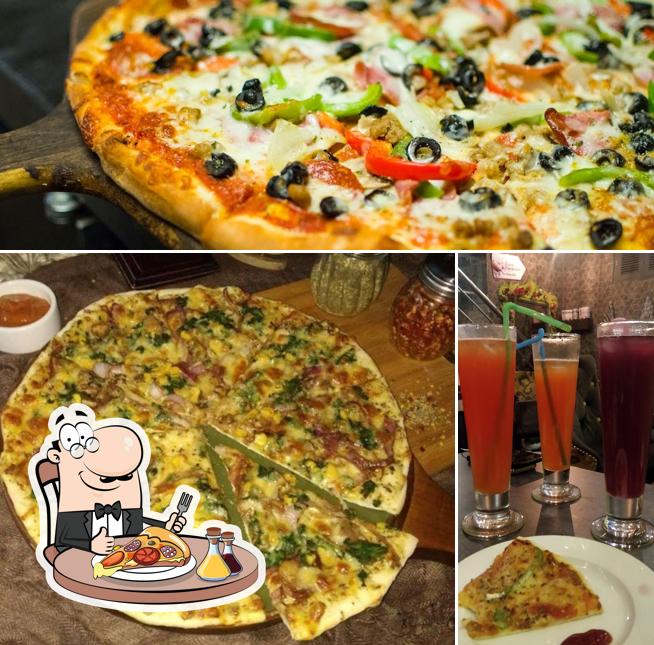 Try out pizza at Kaffiiaa