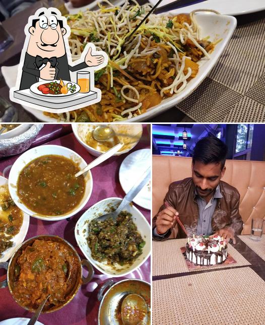 Food at Om Family Restaurant Raebareli