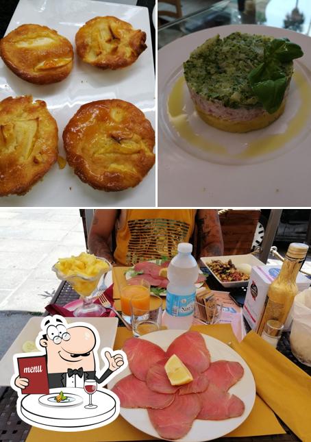 Platti al Bar La Salutistica